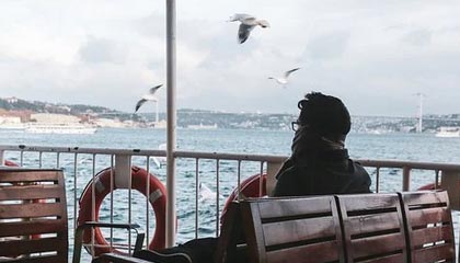 铁杆粉丝！詹姆斯晒俄亥俄州大橄榄球队定制耳机 期待新赛季